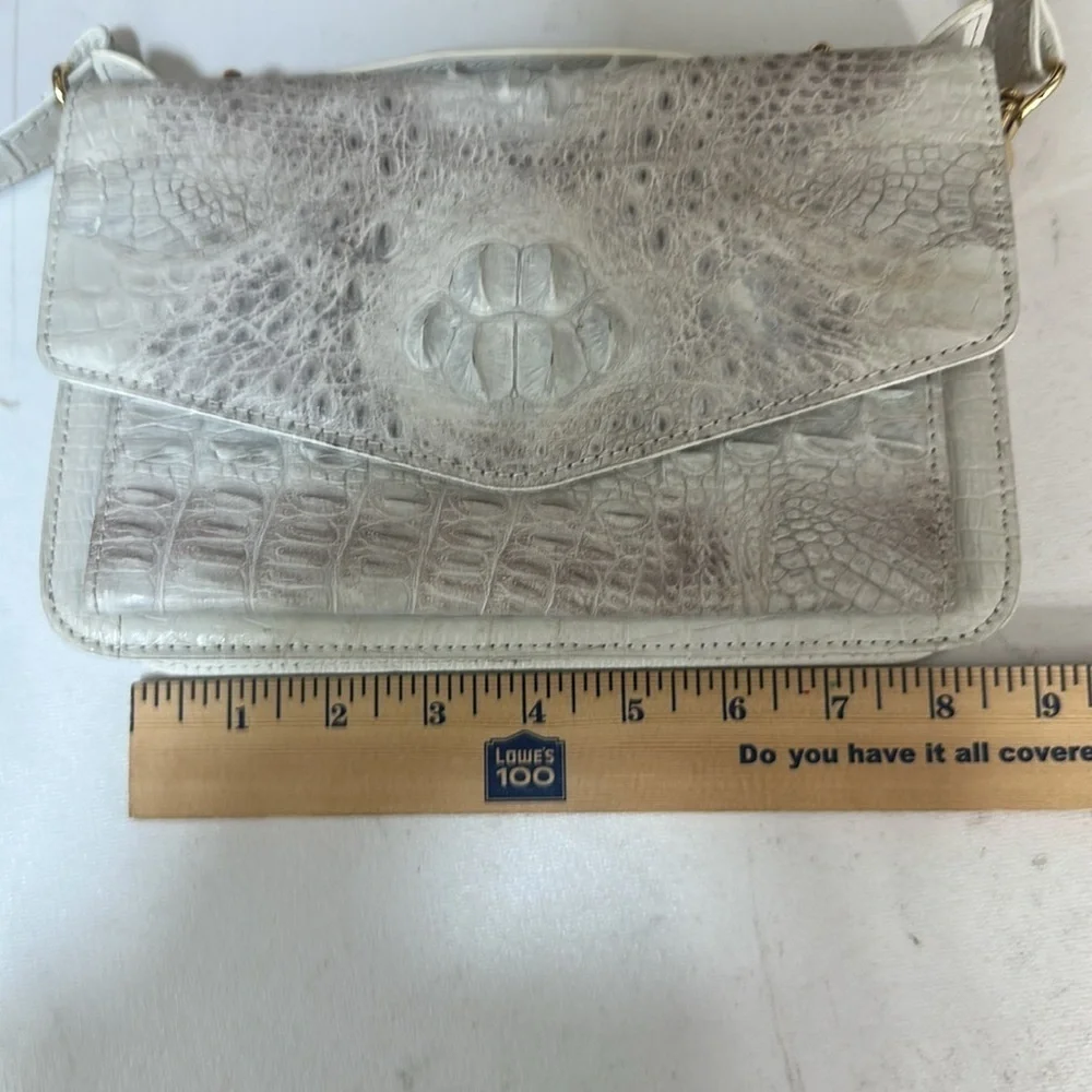 Grand Pelle Crocodile Embossed Leather White Flap Purse with Crossbody Strap